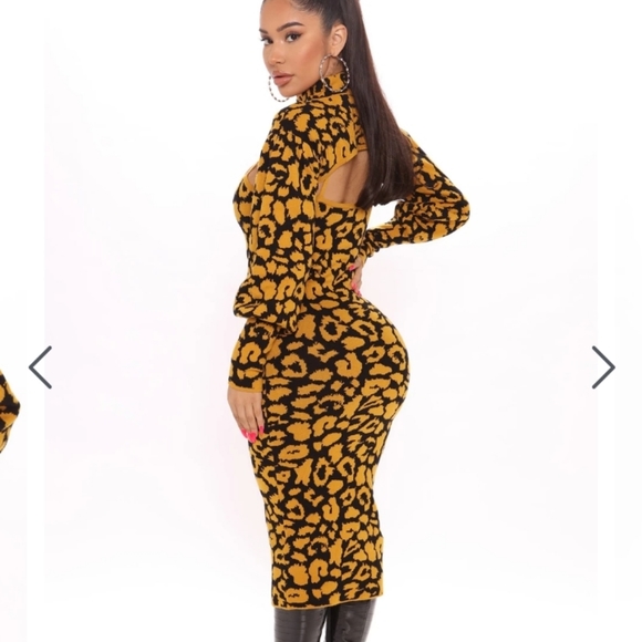 Dress - Picture 2 of 4